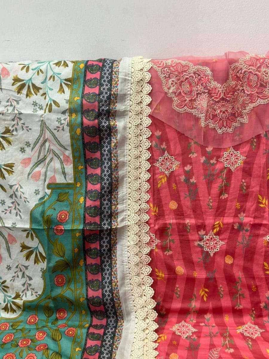 Peach Muse 🌸  MIRAN catalogue 🌷