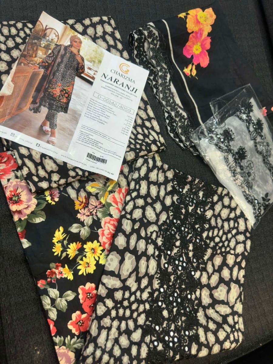 ✨ Black Blossom – Black Floral Pakistani 3 Piece 🖤🌸